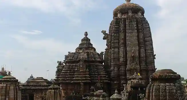 Lingaraja Temple01