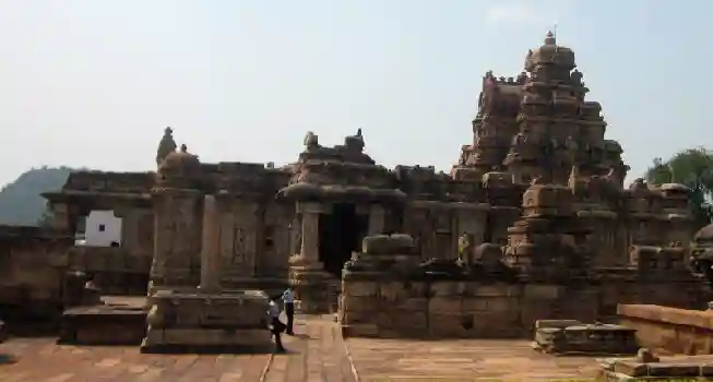 Virupaksha Temple03